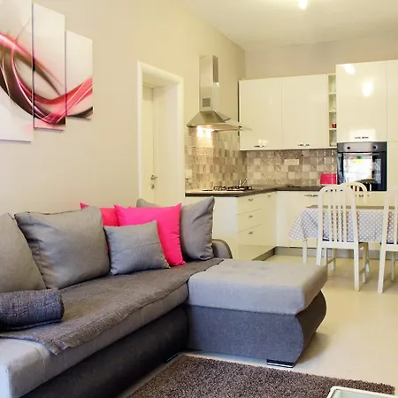 Apartman With Parking Space Opric, Opatija - 7753 *